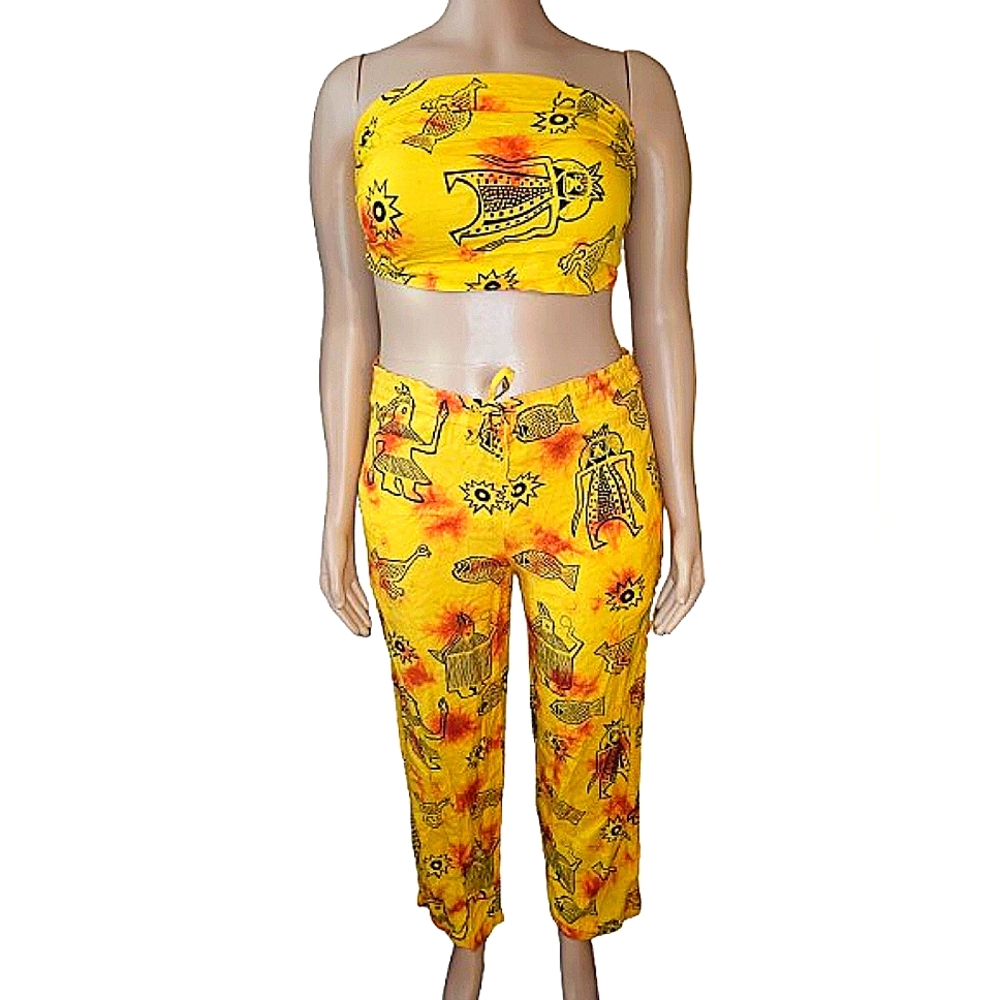 Vintage Vibrant Yellow Cropped Pant Set with Whimsical Print M